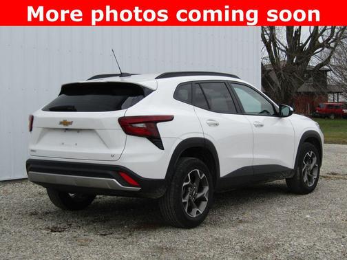 2025 Chevrolet Trax LT