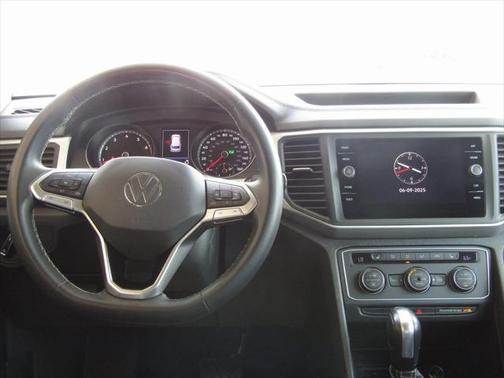 2021 Volkswagen Atlas 3.6L SE w/Technology
