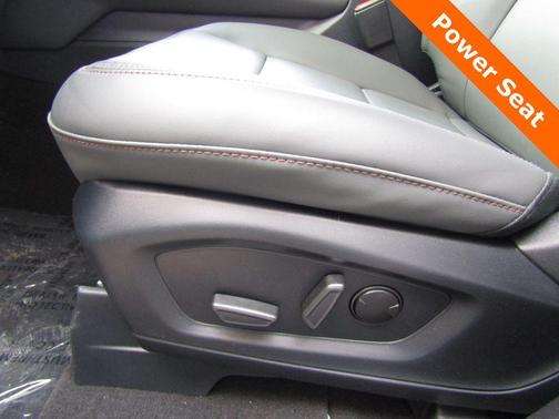 Carbonized Gray Metallic 2026 Ford Explorer Active w/200A Pkg