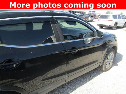 Magnetic Black 2017 Nissan Rogue Sport SL
