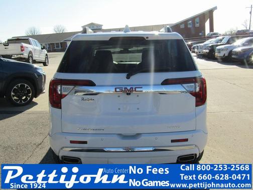 2023 GMC Acadia Denali