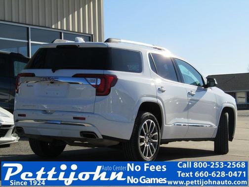 2023 GMC Acadia Denali