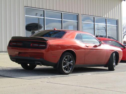 2021 Dodge Challenger SXT