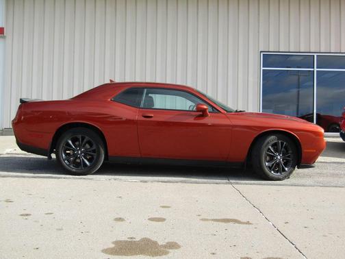 2021 Dodge Challenger SXT