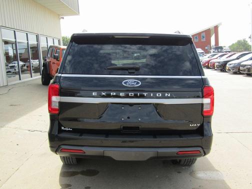 2023 Ford Expedition Max XL