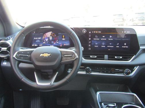 Mosaic Black Metallic 2026 Chevrolet Equinox 1LT