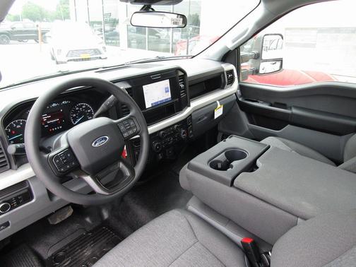 2025 Ford F-250 XLT