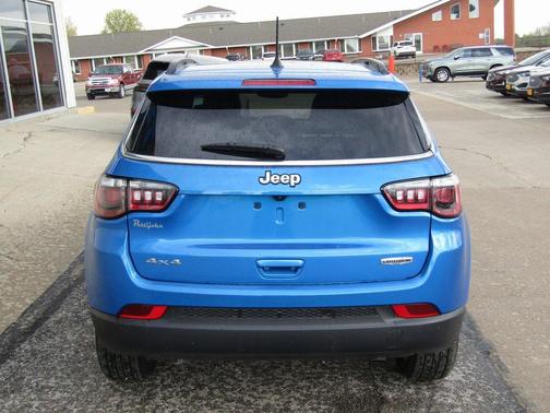 2024 Jeep Compass Latitude Lux