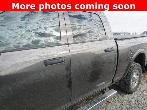 2017 RAM 2500 Tradesman Crew Cab 4x4 6'4' Box