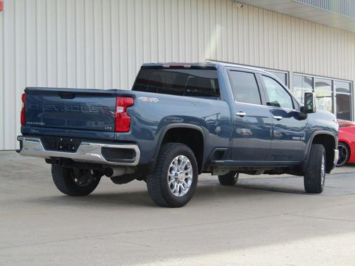 2024 Chevrolet Silverado 3500 LTZ