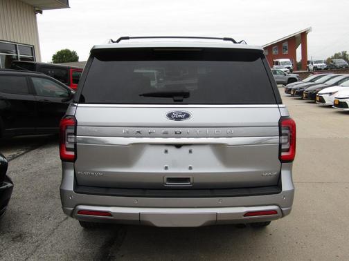Iconic Silver Metallic 2023 Ford Expedition Max Platinum