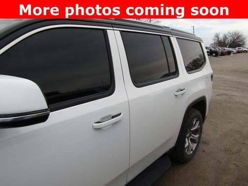 2022 Jeep Wagoneer Series II 4x4