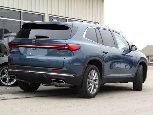 2025 Buick Enclave Preferred FWD