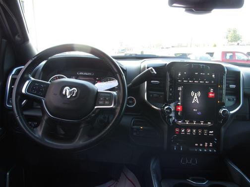 2020 RAM 3500 Laramie Crew Cab 4x4 6'4' Box