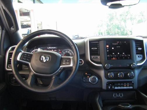 2022 RAM 2500 Big Horn Crew Cab 4x4 6'4' Box