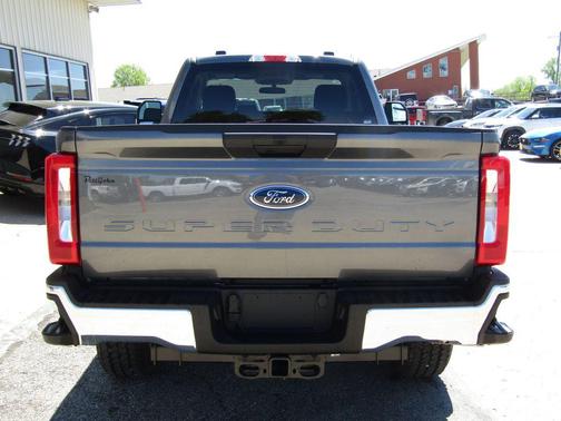 Carbonized Gray Metallic 2026 Ford F-350 XLT