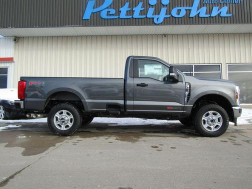 2026 Ford F-350 XLT
