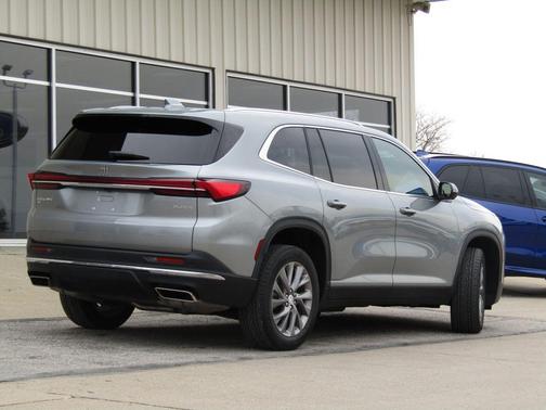 2025 Buick Enclave Preferred FWD