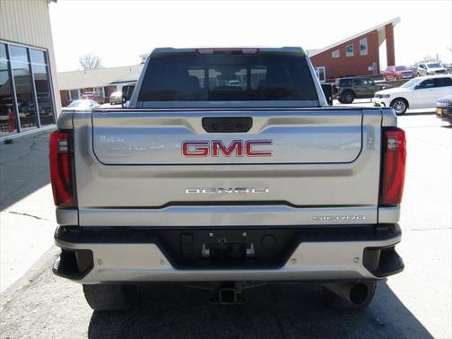 2024 GMC Sierra 2500 Denali