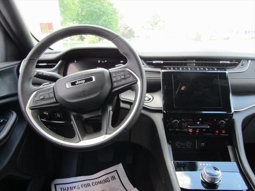 2023 Jeep Grand Cherokee L Altitude