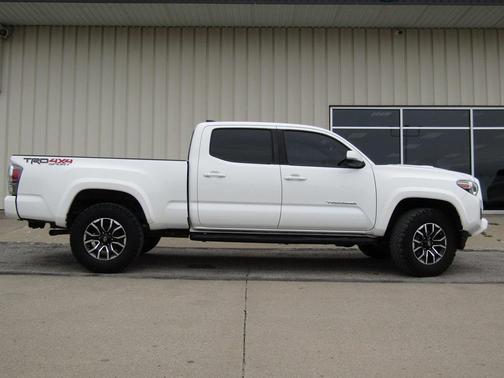 2020 Toyota Tacoma TRD Sport