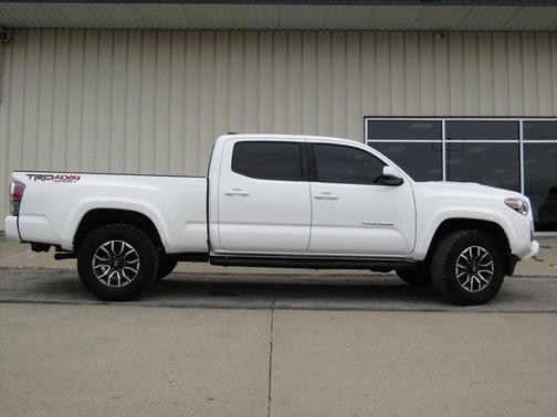 2020 Toyota Tacoma TRD Sport