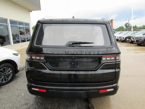 2022 Jeep Grand Wagoneer Series II Obsidian 4x4