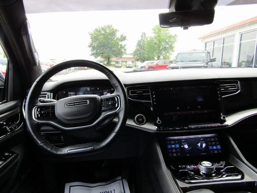 2022 Jeep Grand Wagoneer Series II Obsidian 4x4