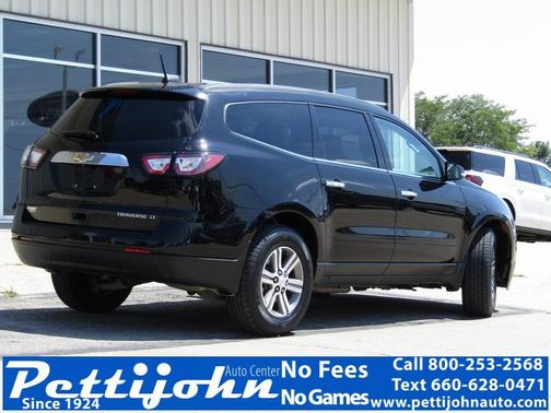 Photo 3 of 33 of 2016 Chevrolet Traverse 1LT