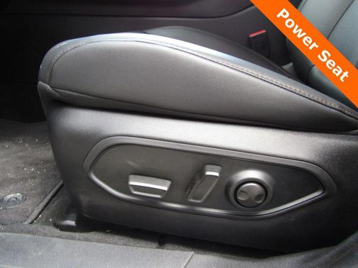 Bright White Clearcoat 2026 Jeep Cherokee Limited