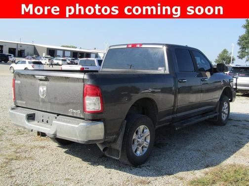 2019 RAM 2500 Big Horn Crew Cab 4x4 6'4' Box