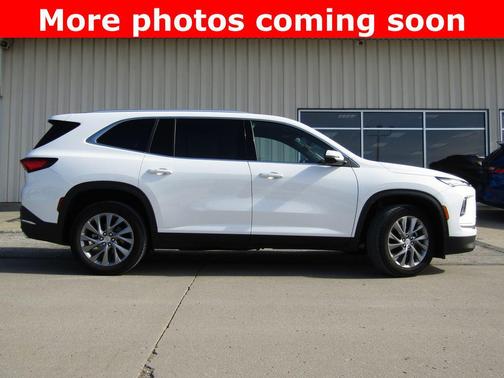 2025 Buick Enclave Preferred FWD