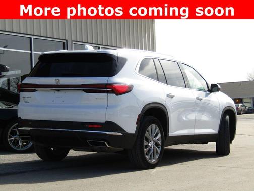 2025 Buick Enclave Preferred FWD