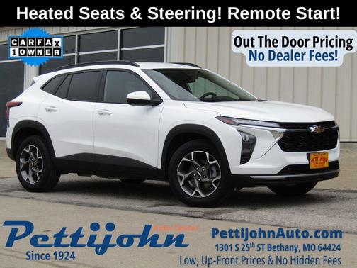 Summit White 2025 Chevrolet Trax LT