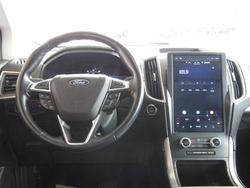 Oxford White 2023 Ford Edge SEL