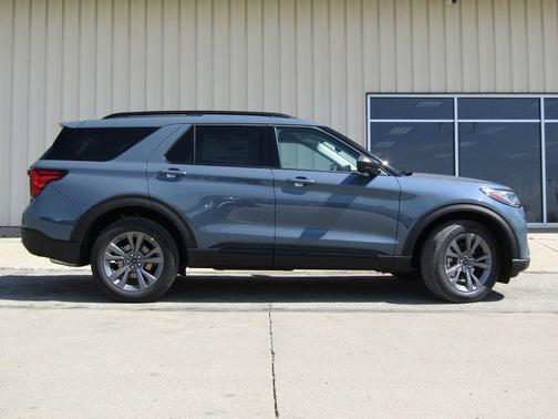 Gray Metallic 2026 Ford Explorer Active