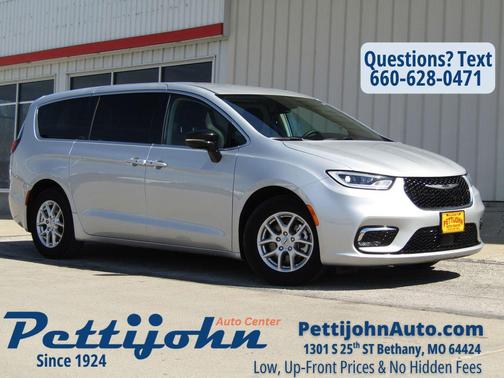 2024 Chrysler Pacifica Touring L