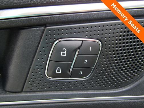 Silver Metallic 2020 Ford Edge Titanium