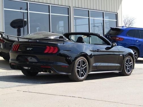 2022 Ford Mustang GT Premium