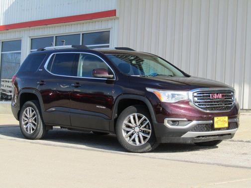 2017 GMC Acadia SLE-2