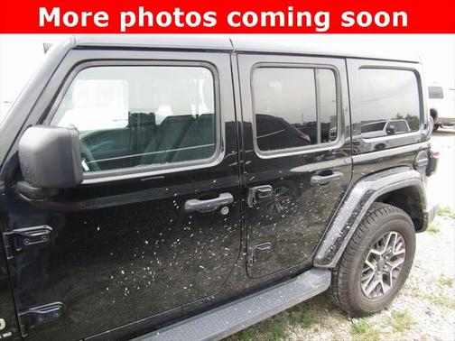 2024 Jeep Wrangler 4-Door Sahara 4x4