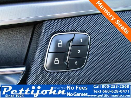 2019 Lincoln Nautilus Select