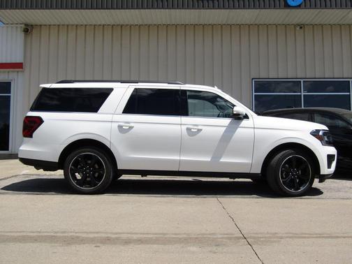 Star White Metallic Tri-Coat 2022 Ford Expedition Max Limited