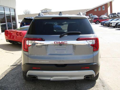 2021 GMC Acadia AWD SLT