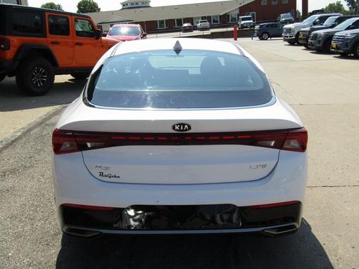 2021 Kia K5 LXS
