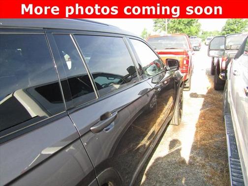 2022 Jeep Grand Cherokee L Altitude