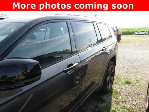 2022 Jeep Grand Cherokee L Altitude