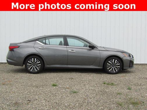 Gun Metallic 2025 Nissan Altima 2.5 SV