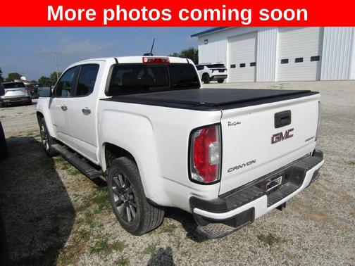 Summit White 2019 GMC Canyon Denali