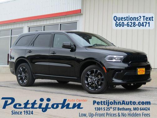DB Black Crystal Clearcoat 2026 Dodge Durango GT
